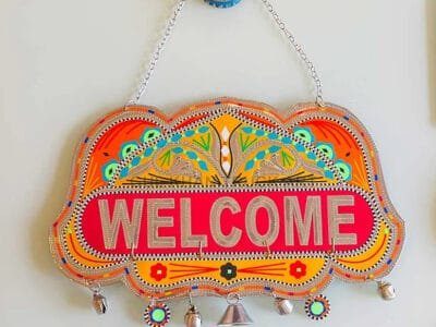 Red & Orange Motif Truck Art Wall Hanging Key Holder
