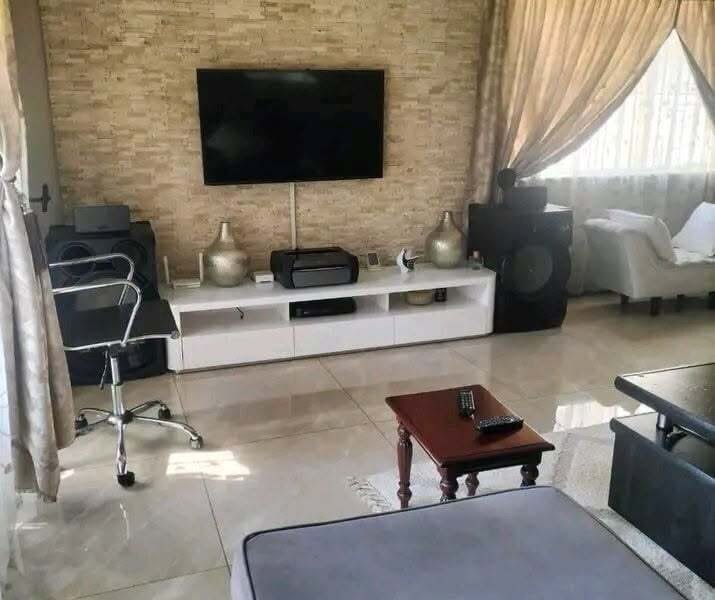 HOUSE FOR SALE - RANDBURG CRESTA, SOUTH AFRICA