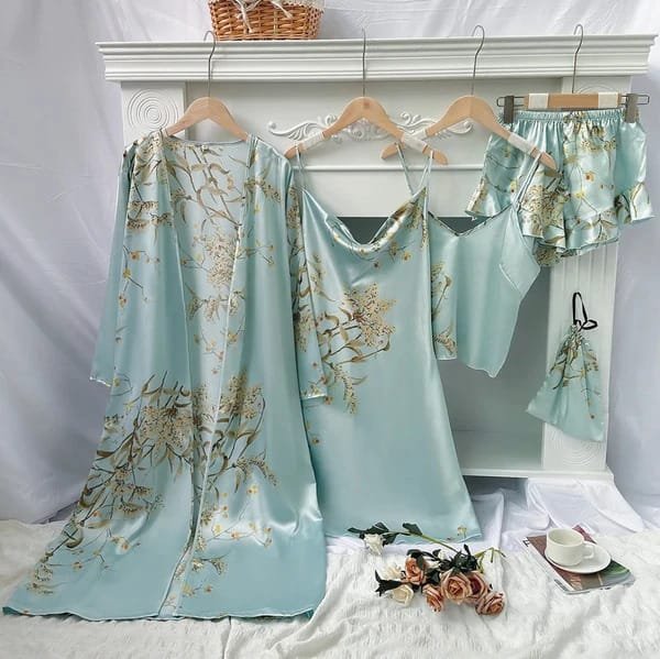 OFERTA -25% todo el Set de satén seda O Bata con cinturón , camisón(vestido) , conjunto Top y Short o todo el set