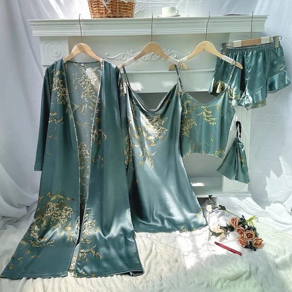 OFERTA -25% todo el Set de satén seda O Bata con cinturón , camisón(vestido) , conjunto Top y Short o todo el set