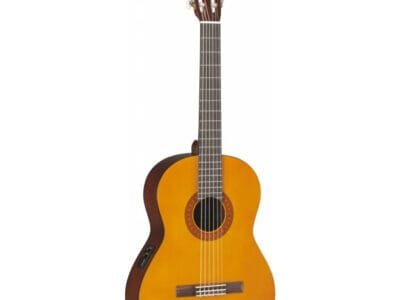 Yamaha CX40 Semi Classical Guitar