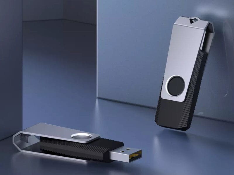New 128GB USB Flash Drives USB 2.0 Black and Silver - LIQUIDATION SALE