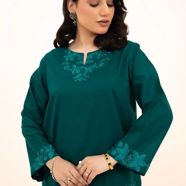 2 PIECE EMBROIDERED LAWN REGULAR SHIRT WITH BOX TROUSERS