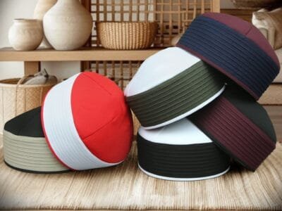 Islamic Prayer Headwear Koofi for Men in Traditional Kufi Style