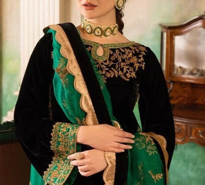 3PC EMBROIDERED VELVET SUIT